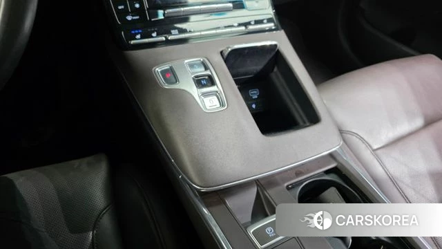 Hyundai The New Grandeur IG Hybrid id 4344977 из Кореи 35