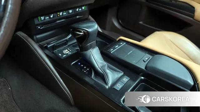 Lexus ES300h 7th generation id 3765128 из Кореи 18