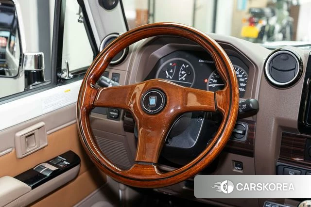 Toyota Land Cruiser (imported) id 4298282 из Китая 23