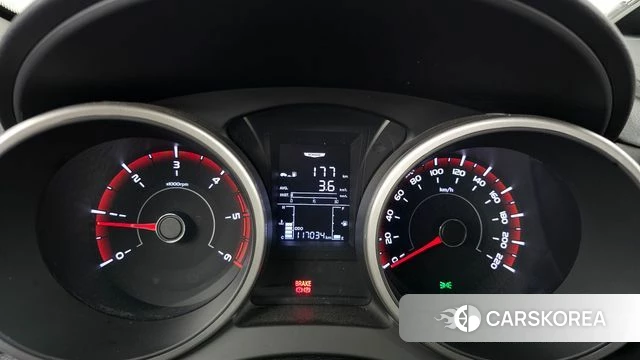Ssangyong Tivoli Air id 4557703 из Кореи 28