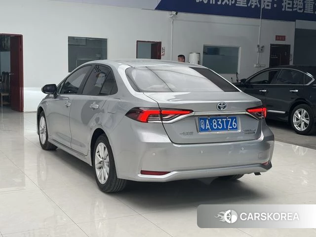 Toyota Corolla id 4290068 из Китая 8