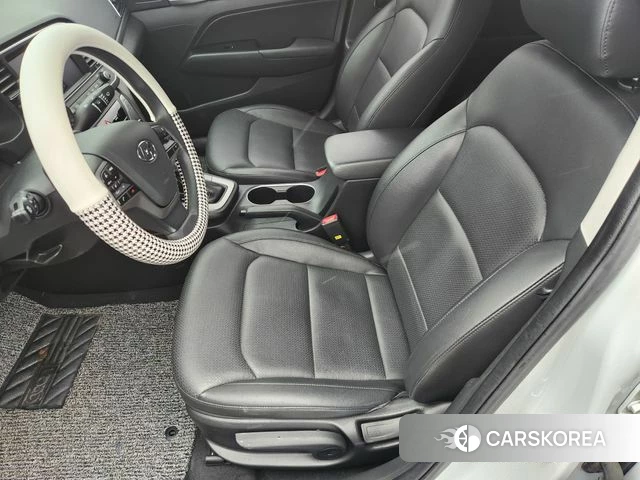 Hyundai Avante AD id 3829435 из Кореи 14