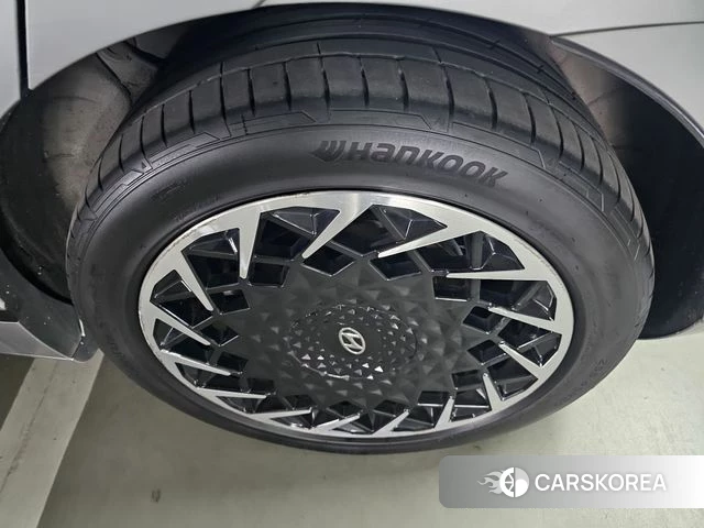 Hyundai Ionic 5 id 4910936 из Кореи 18