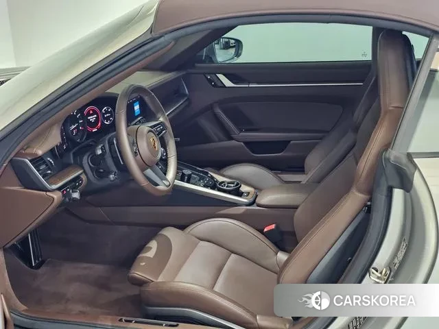 Porsche 911(992) id 3037997 из Кореи 18