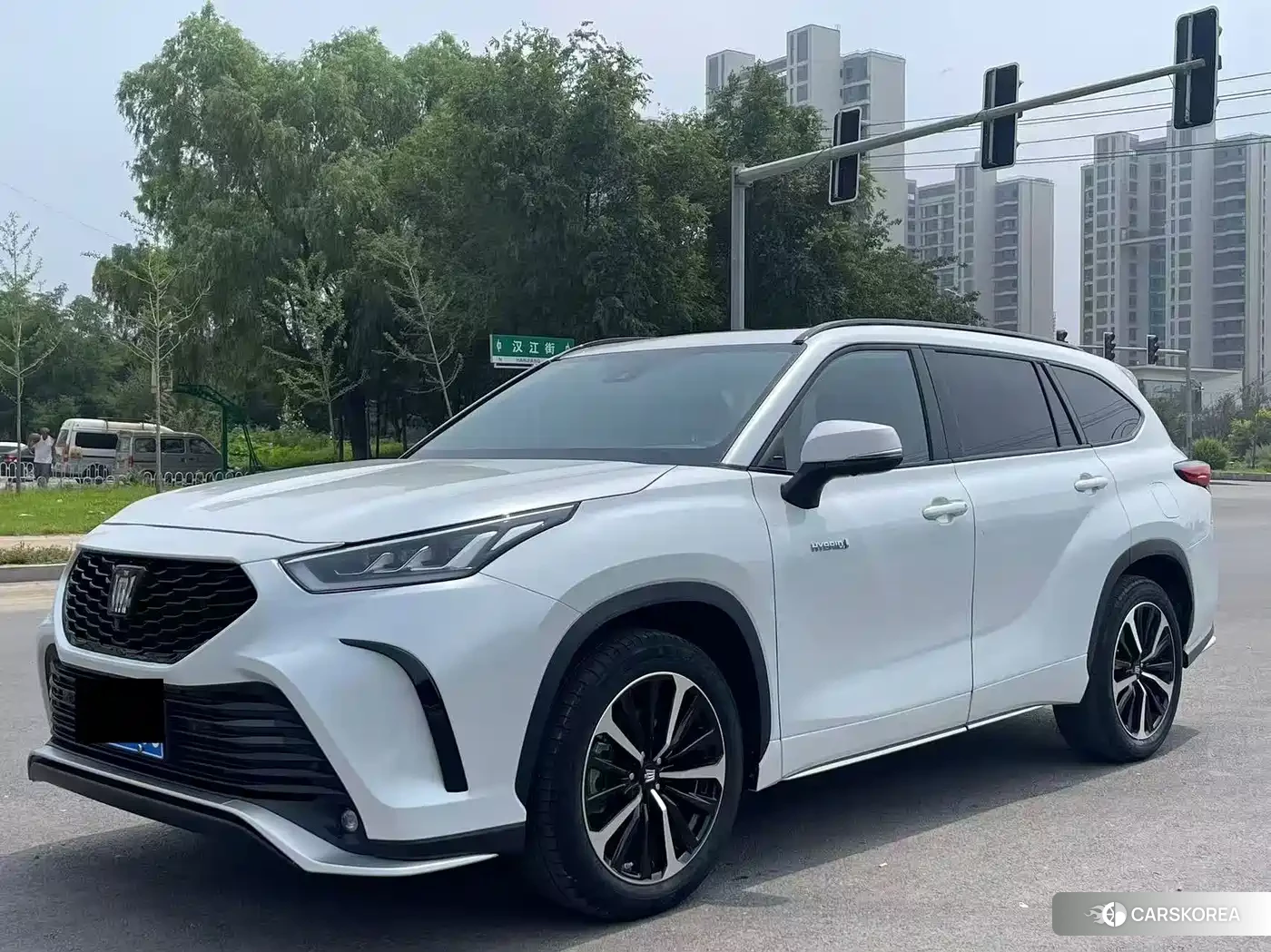 Toyota Crown id 4679722 из Китая 8