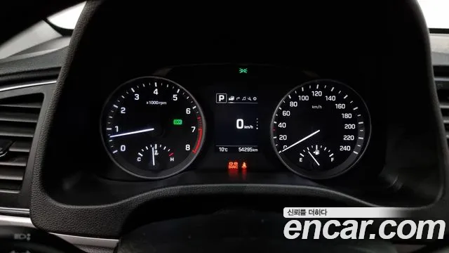 Hyundai Avante AD id 2627960 из Кореи 18