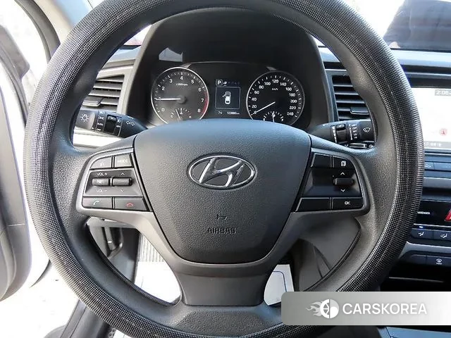 Hyundai Avante AD id 3728710 из Кореи 16