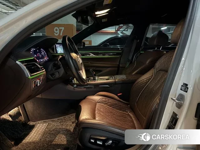 BMW 7 Series (G11) id 3439264 из Кореи 18