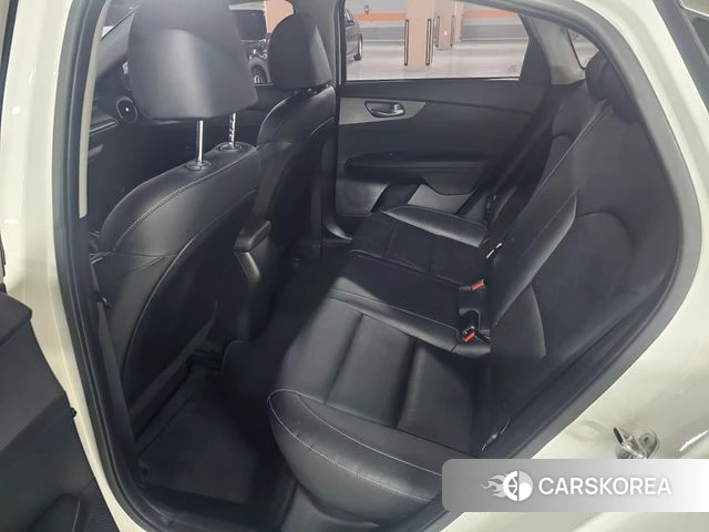 Kia Come New K3 id 3942995 из Кореи 18