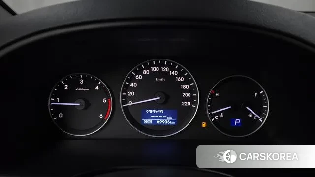 Hyundai The New Grand Starex id 3374758 из Кореи 18