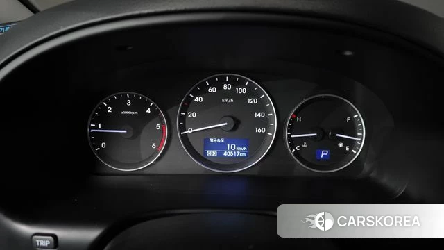 Hyundai The New Grand Starex id 3853219 из Кореи 18