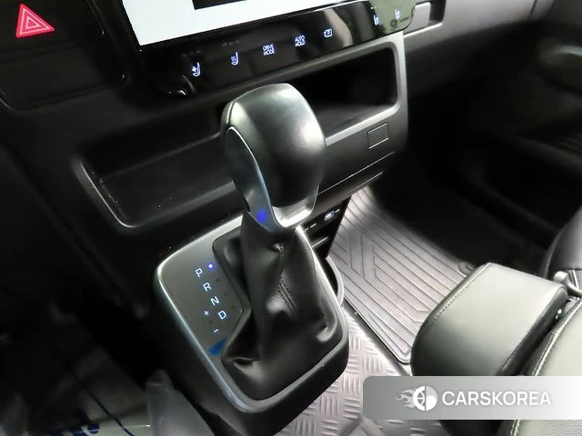 Hyundai Staria id 4383378 из Кореи 18
