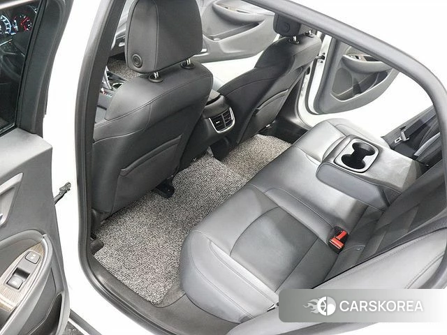 Chevrolet (GM Daewoo) The New Malibu id 4477301 из Кореи 18