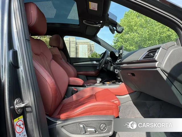 Audi Q5L id 4236338 из Китая 19
