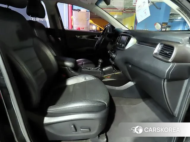 Kia The New Sorento id 3407957 из Кореи 18