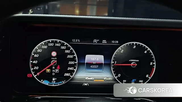 Mercedes-Benz G-Class W463b id 3507875 из Кореи 18