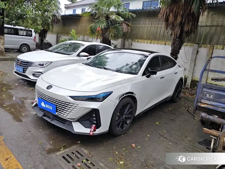 Chang'an UNI-V id 4686259 из Китая 14