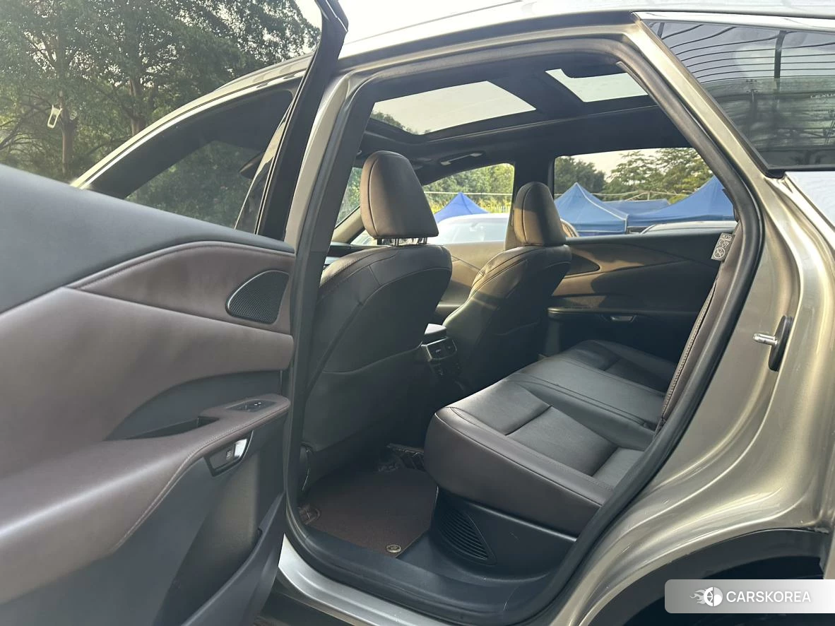 Lexus RX id 4510863 из Китая 8