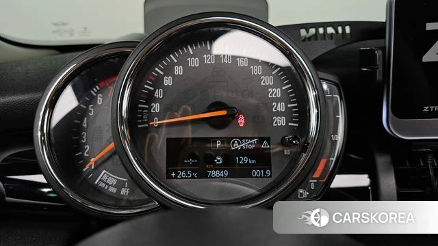 Mini Cooper S id 4595149 из Кореи 29