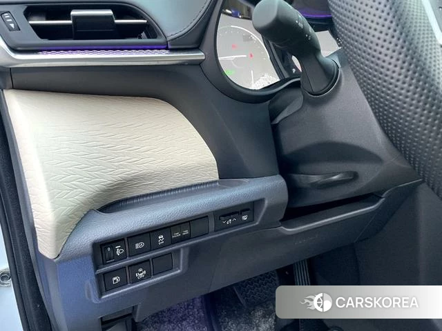 Toyota Saina id 4276892 из Китая 23