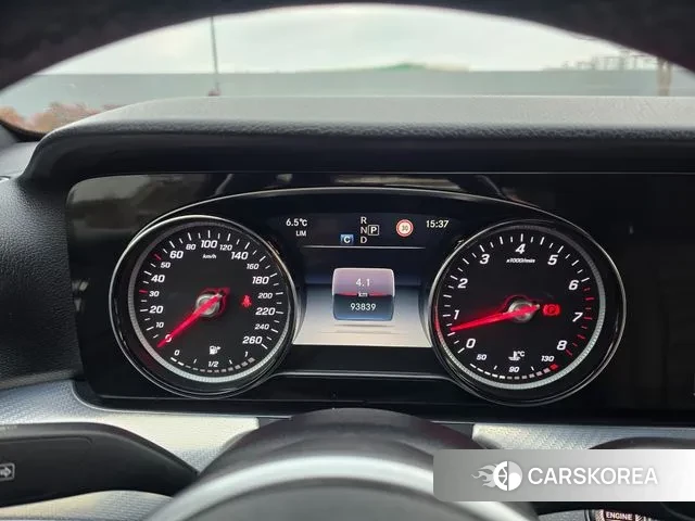 Mercedes-Benz E-Class W213 id 3514749 из Кореи 18