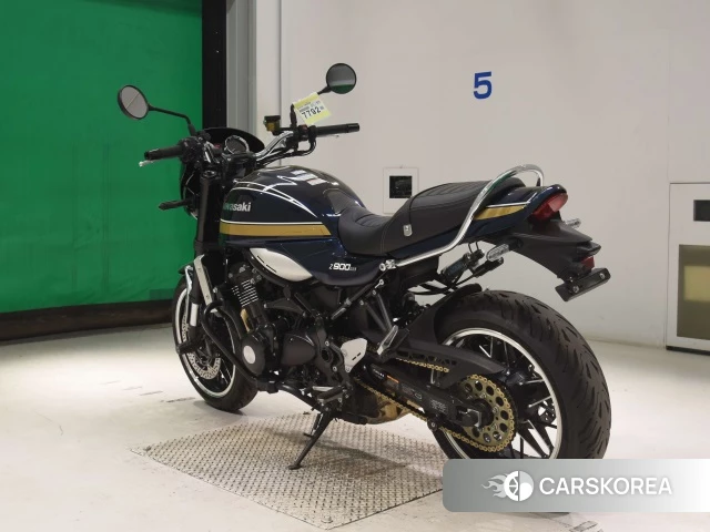 Kawasaki Z900RS id 4341524 из Японии 8