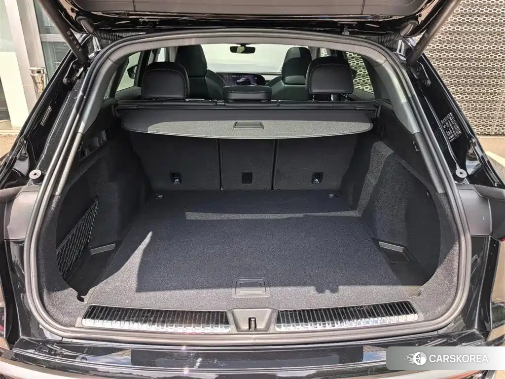 Audi Q5L id 4664397 из Китая 20