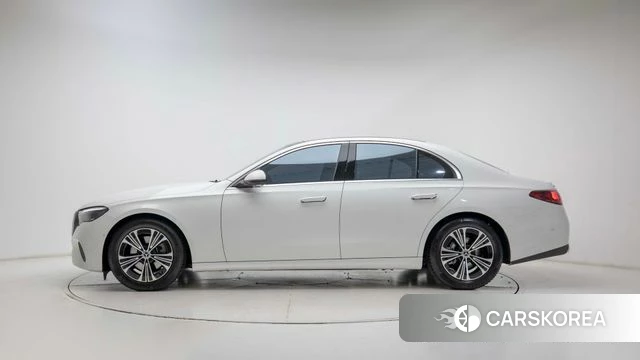 Mercedes-Benz E-Class W214 id 4710368 из Кореи 18