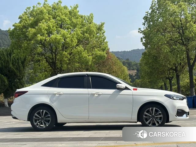 Ford Forrest id 4240697 из Китая 15