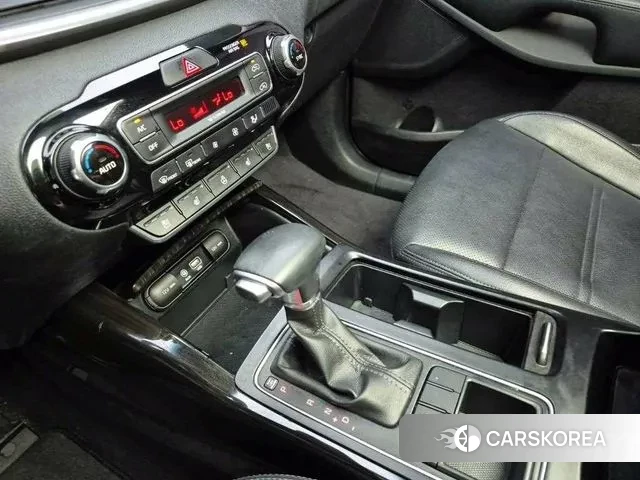 Kia The New Sorento id 3096240 из Кореи 17