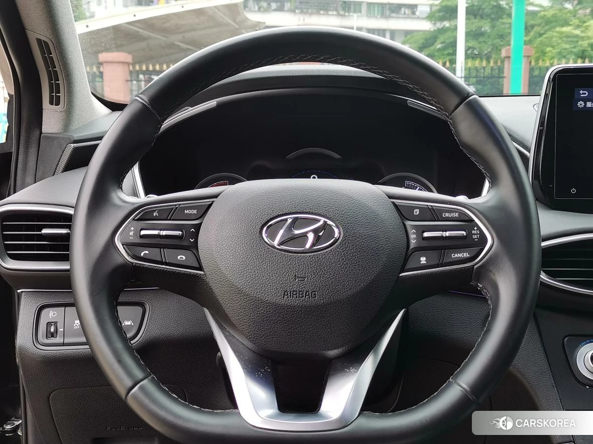 Hyundai Santa Fe id 4515212 из Китая 17