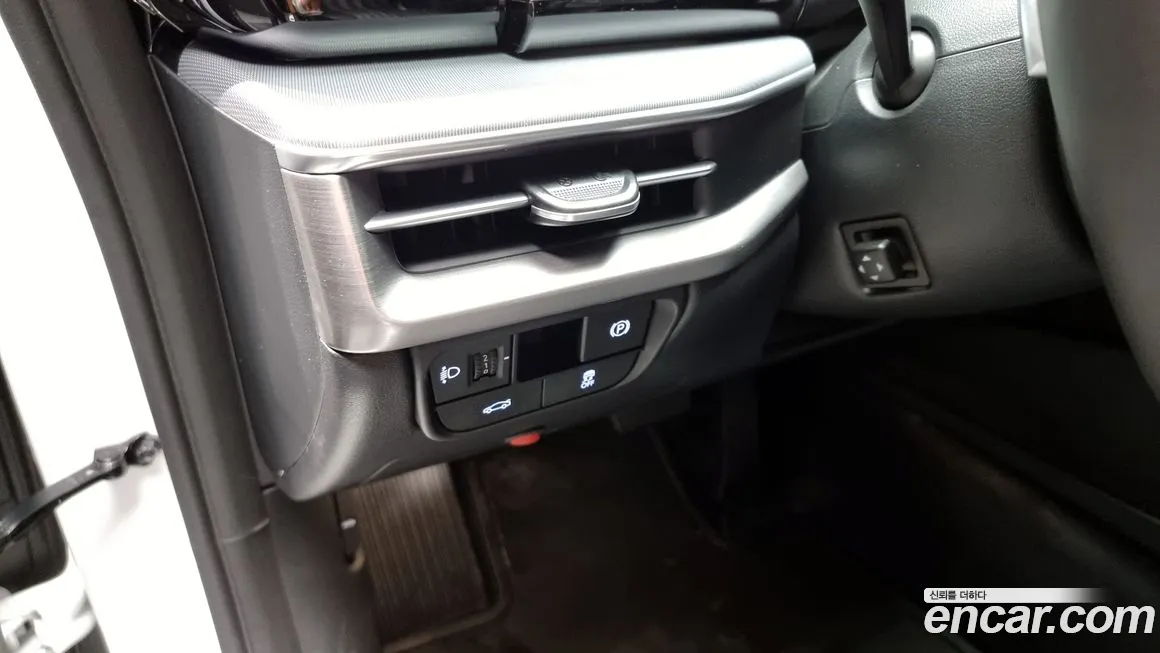 Hyundai Grandeur (GN7) id 2139652 из Кореи 10