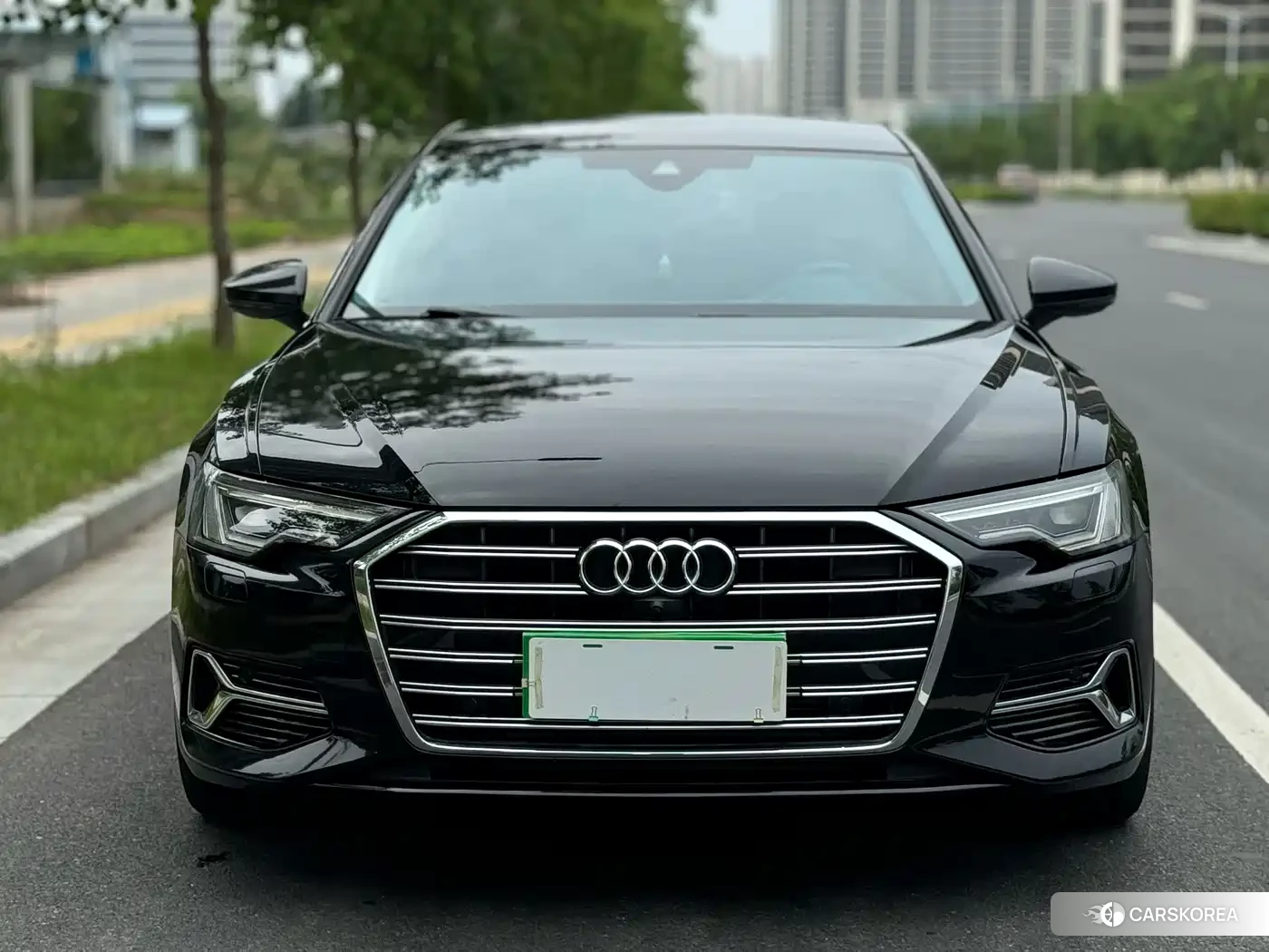 Audi A6L id 4576866 из Китая 8