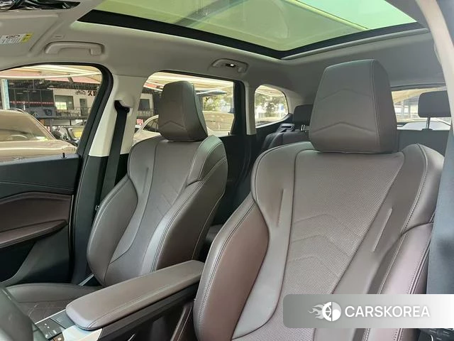 BMW X1 id 4278770 из Китая 17