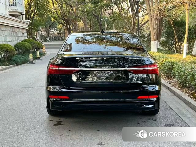Audi A6L id 4258071 из Китая 17