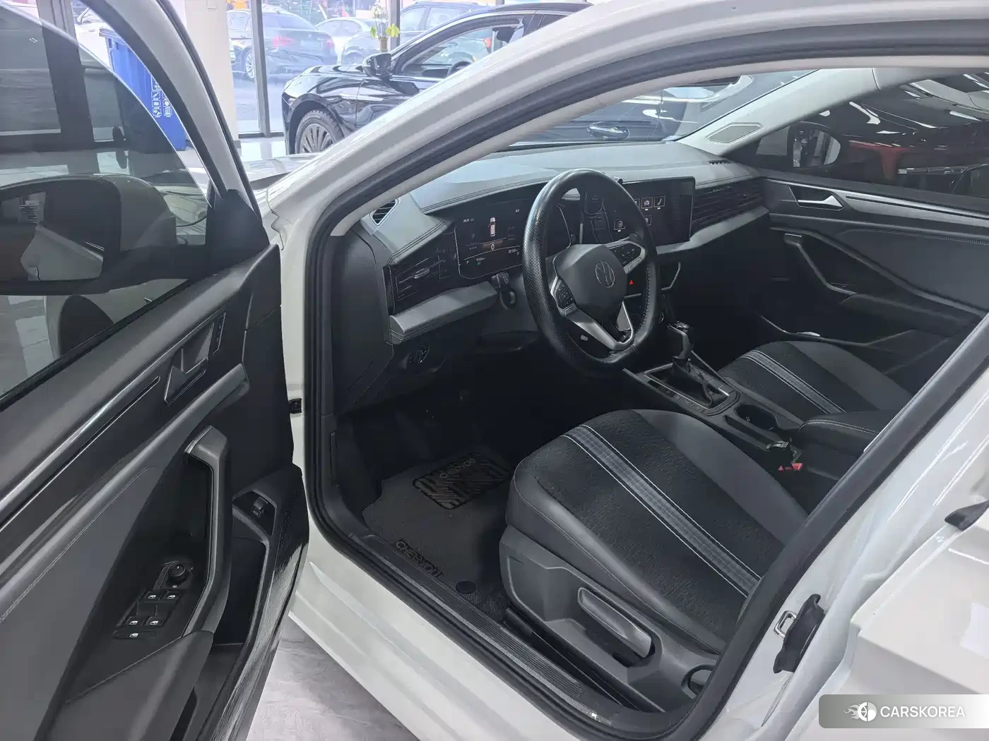 Volkswagen Sagitar id 4539212 из Китая 8