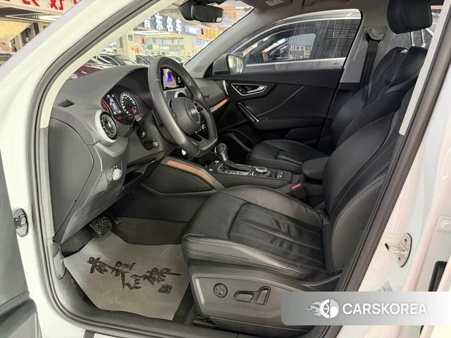 Audi Q2L id 4314578 из Китая 20