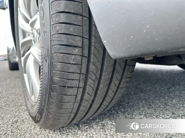 Infiniti Q70 id 3718786 из Кореи 18