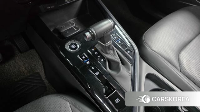 Kia Di Ol Nu Niro id 4579960 из Кореи 29