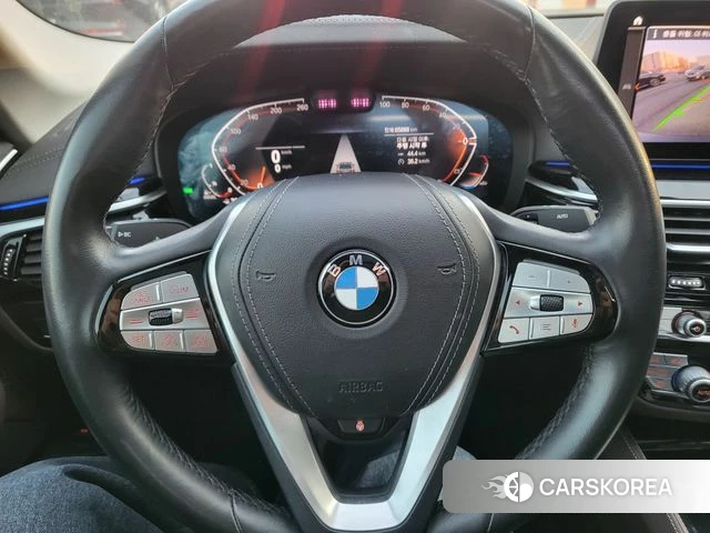 BMW 5 Series (G30) id 3922970 из Кореи 18