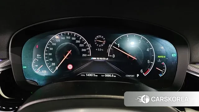 BMW 5 Series (G30) id 3344775 из Кореи 18