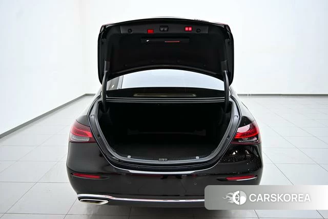 Mercedes-Benz E-class id 4259739 из Китая 18