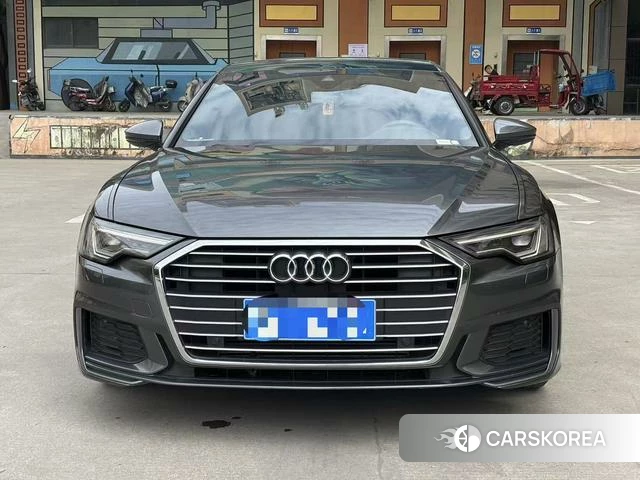 Audi A6L id 4278771 из Китая 8