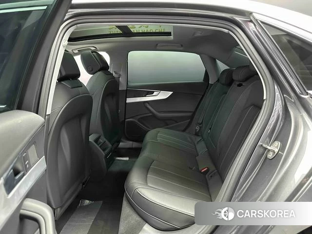 Audi A4L id 4321248 из Китая 8