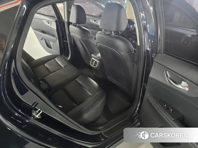 Kia Come New K3 id 3595806 из Кореи 12