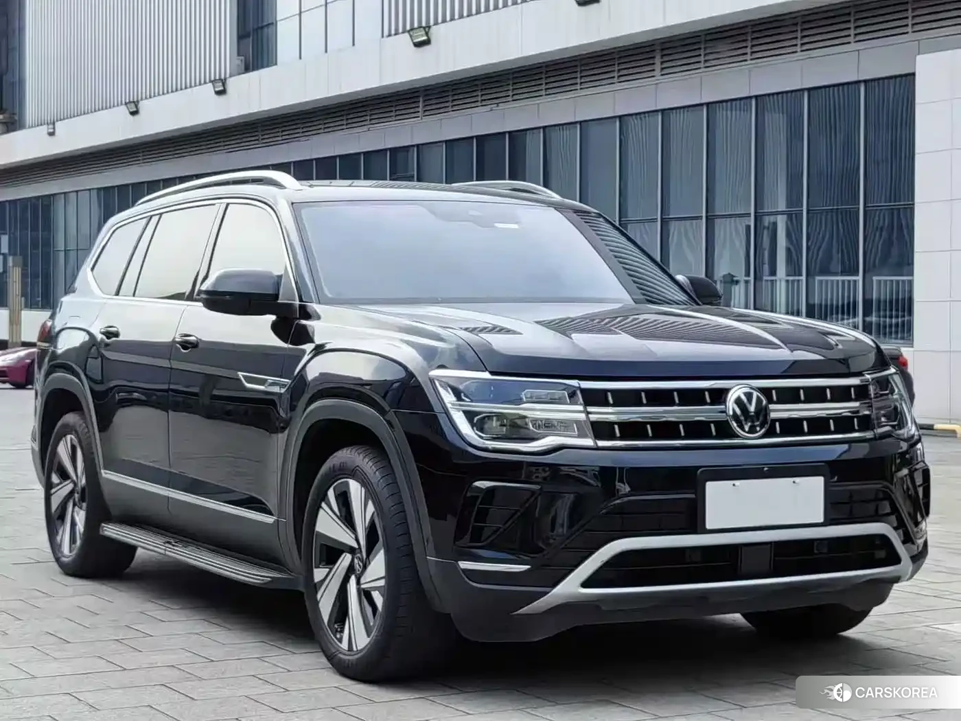 Volkswagen Touareg id 4629008 из Китая 14