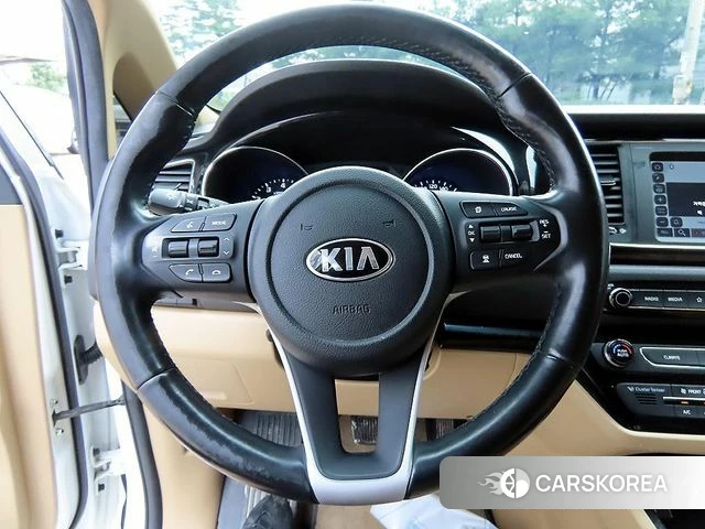 Kia The New Carnival id 4610193 из Кореи 18