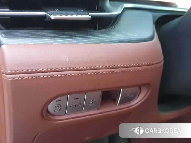 Genesis G90 (RS4) id 3492528 из Кореи 18