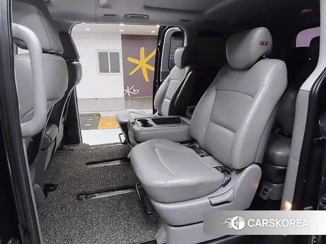 Hyundai The New Grand Starex id 3039298 из Кореи 18