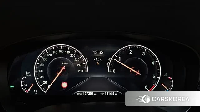 BMW 5 Series (G30) id 3622188 из Кореи 18